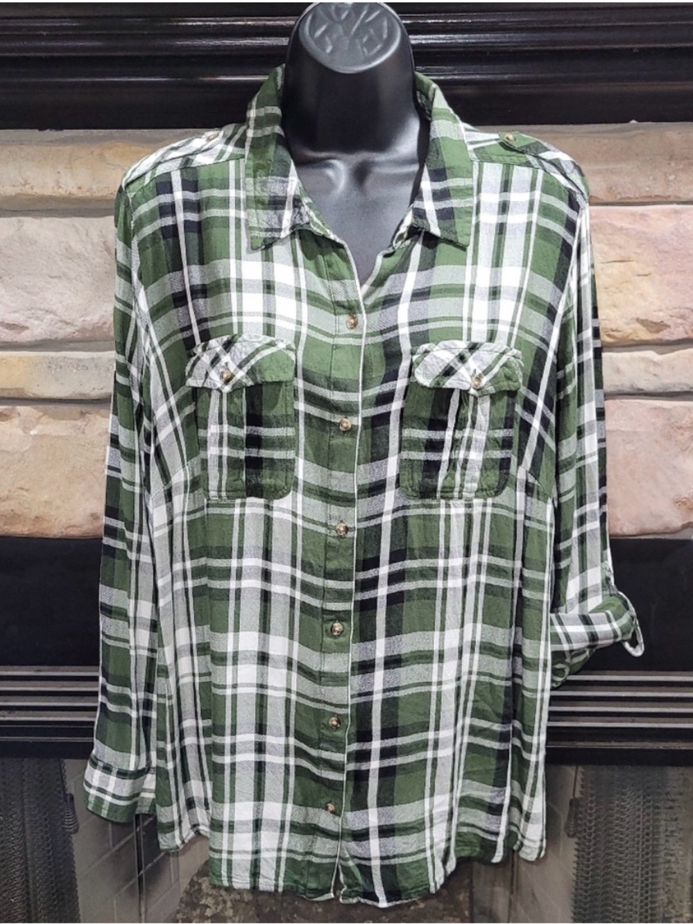 Cato Green Navy Blue White Off-Shoulder Button-Down Style Top 18-20